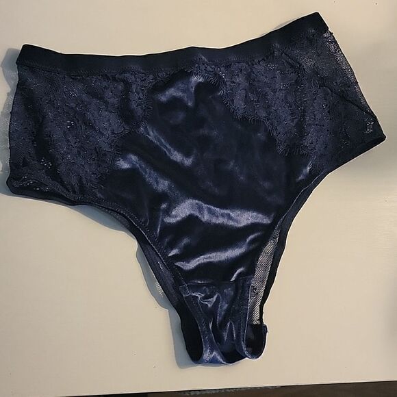 Victoria's Secret Blue Angel Collection Bustier & High rise Panty Set NWOT - Picture 8 of 11